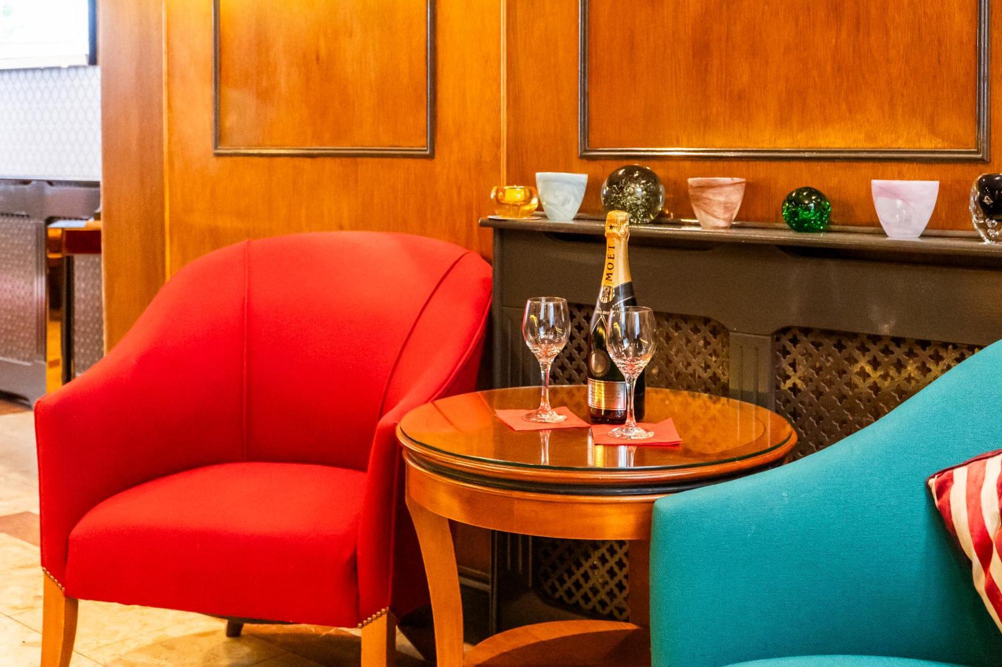 Hotel La Place Лондон Екстер'єр фото